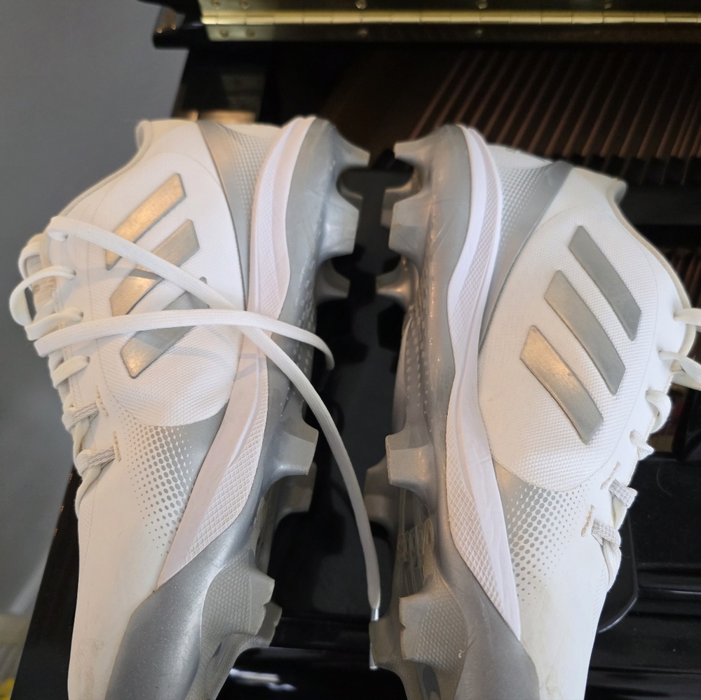 Womens Adidas Pure Hustle Softball Cleats Size 9.5 - Picture 5 of 8